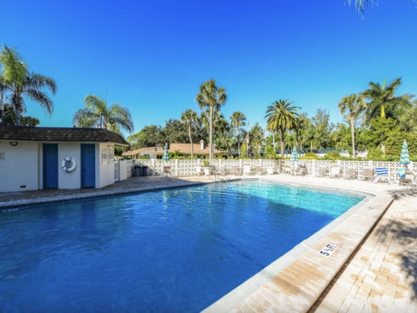 Siesta Key Vacation Rental Townhome One Minute to Beach